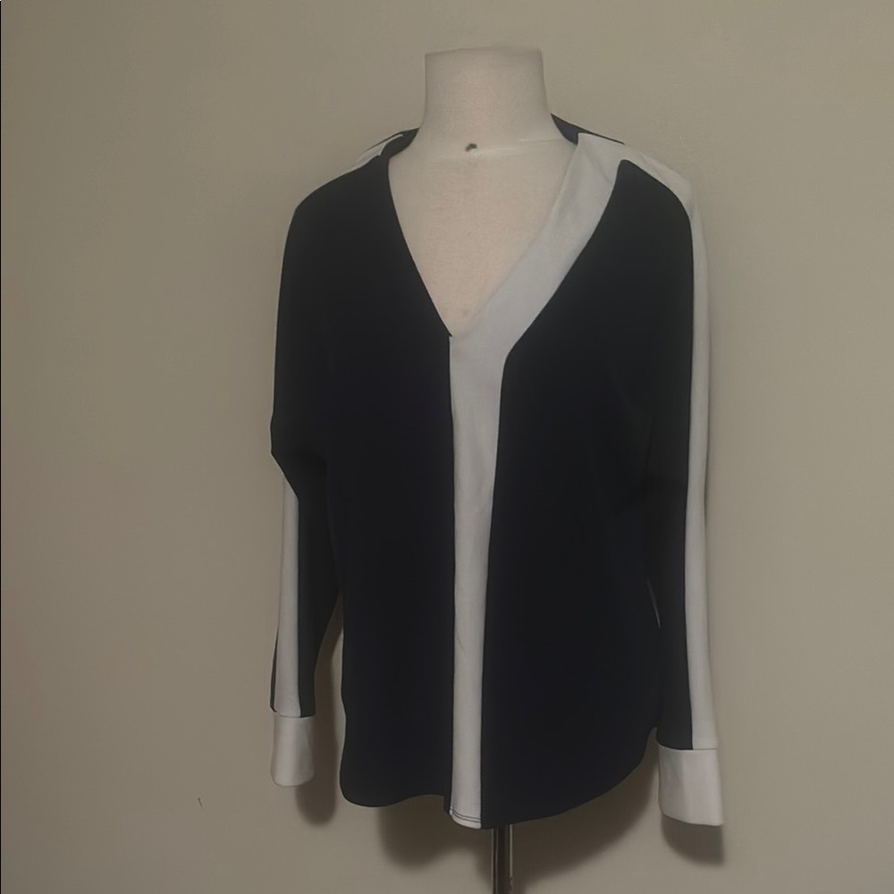 Halston Navy and White V-Neck Blouse Size Medium
